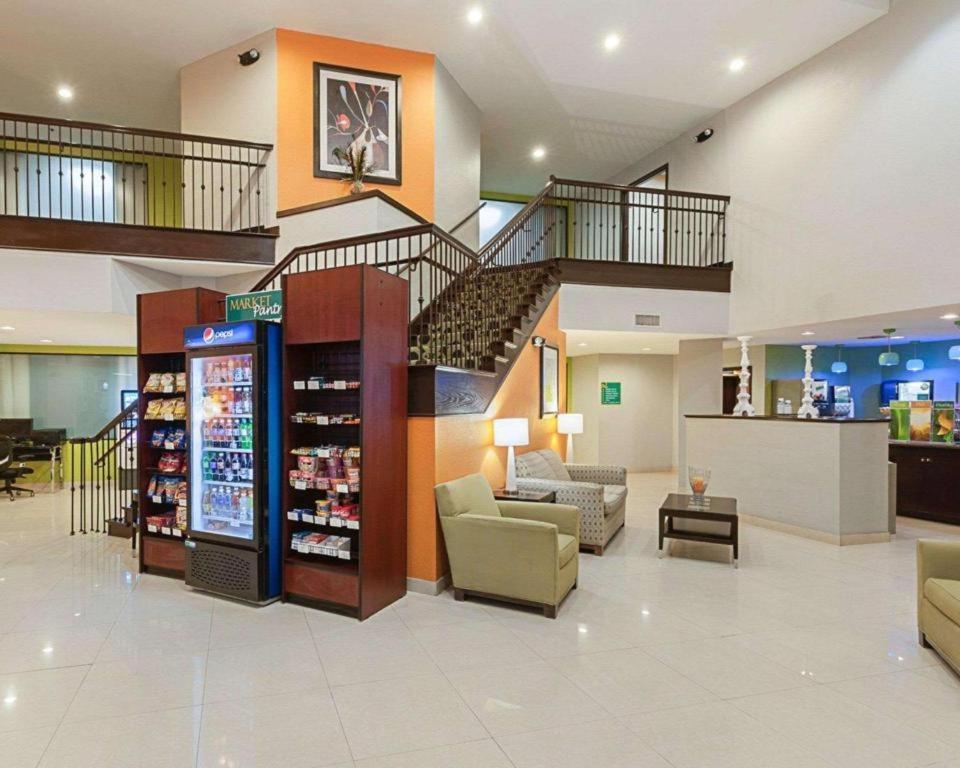 Quality Suites Sulphur Dış mekan fotoğraf