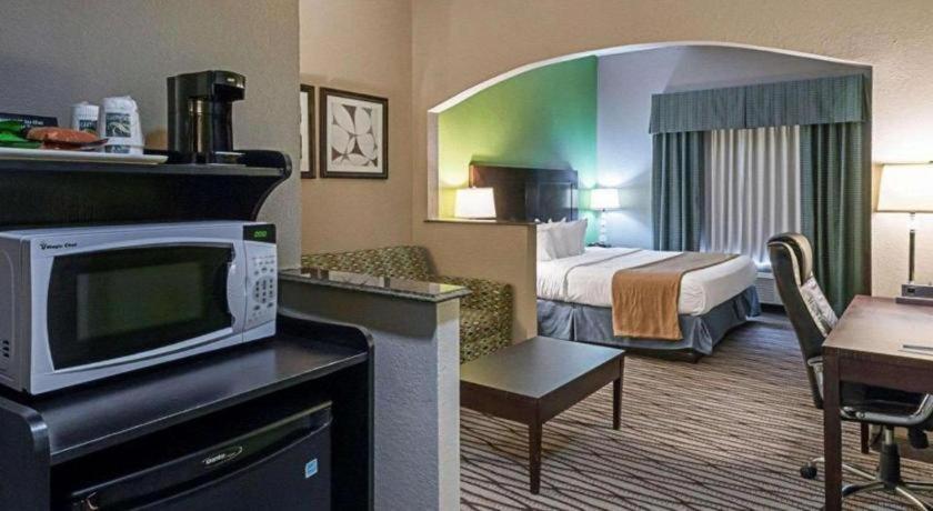 Quality Suites Sulphur Dış mekan fotoğraf