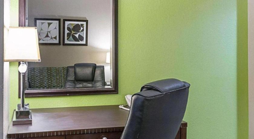 Quality Suites Sulphur Dış mekan fotoğraf