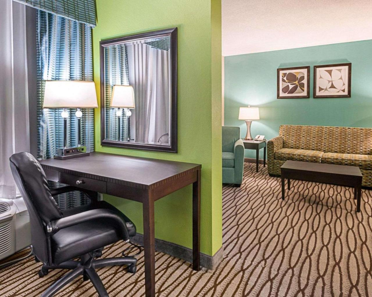 Quality Suites Sulphur Dış mekan fotoğraf