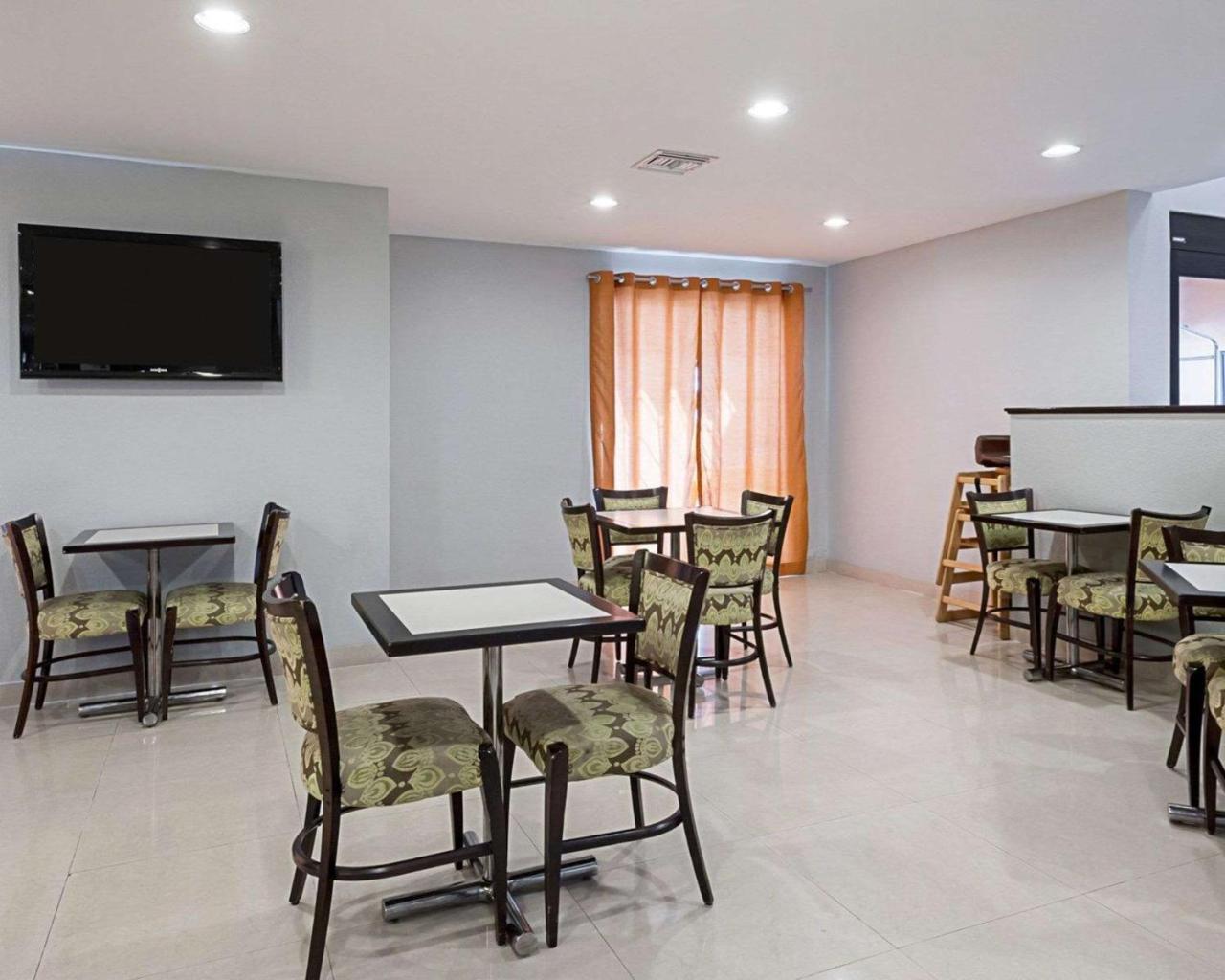 Quality Suites Sulphur Dış mekan fotoğraf